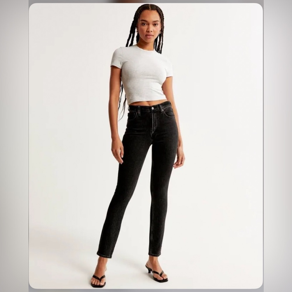 Abercrombie & Fitch Simone High Rise Ankle jeans, black, size 29/8r